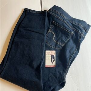 Signature Levi pull on skinny jeans Dark Blue denim jeans plus size 26 w